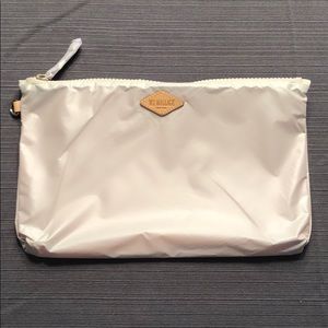 NEW MZ Wallace Chalk Metallic pouch👌🏼